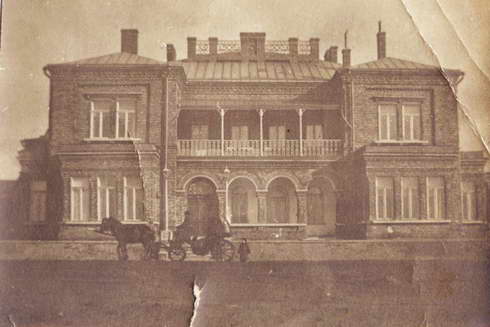 Дом Семейства Юзов в Юзовке, 1900 г.