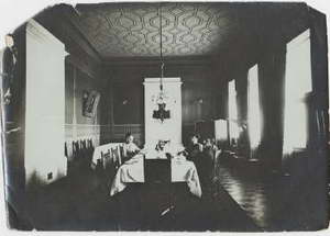 Столовая в доме Юзов. 1900 год