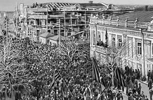 Демонстрация трудящихся в Новороссийске. Декабрь 1905 г.