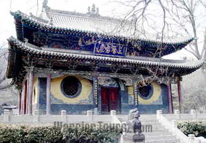 Тайюань (Taiyuan), Китай. Храм
