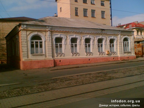 Фасад с ул. Постышева