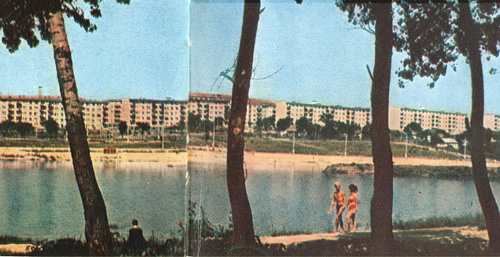 Вид со стороны пляжа от Института Металлов. И видна ул. Набережная с остатками домиков от Семеновки. Донецк, 1970-е года.