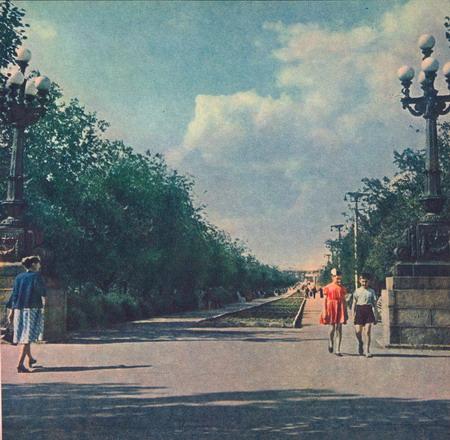 Бульвар Пушкина. Донецк, 1962 год