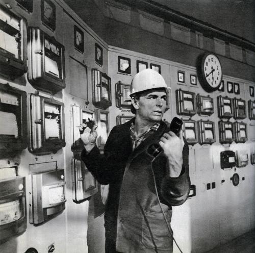 Герой Социалистического труда, оператор печи Амвросиевского цементного завода Г.П. Данченко. 1970-е