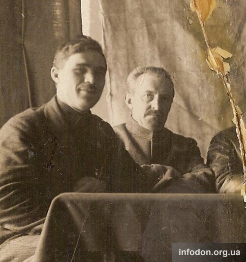 Адам Свицын (справа) на заседании в Харькове. Примерно 1923 год