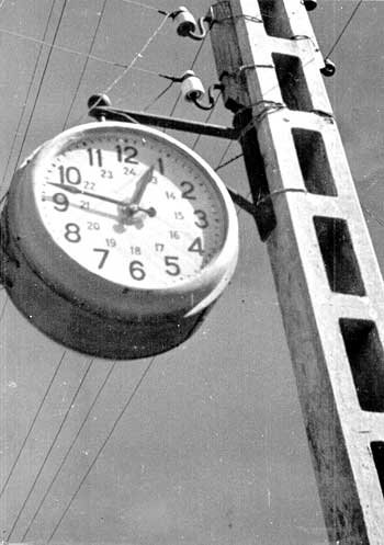 Городские часы 50-х годов, Фото: http://www.stapravda.ru
