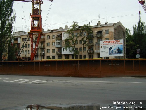 Строительство новой гостиницы Донбасс. 2002 год
