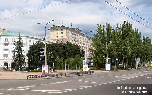 Гостиница Украина. Донецк, 2010 год — 3 [2]