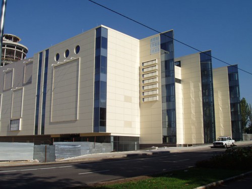 Строительство первой очереди ТРЦ Донецк-сити. Конец 2007 года — 1