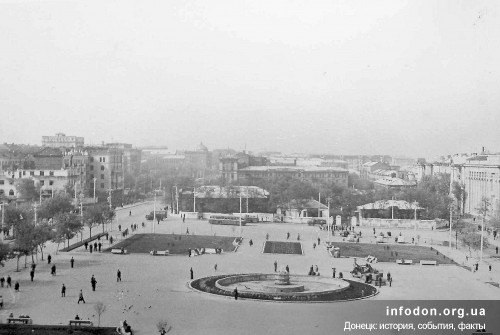 Площадь Ленина. Начало 1950-х. Общий вид